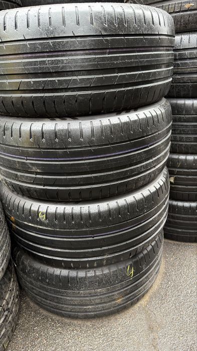 265/45/21. Nokian