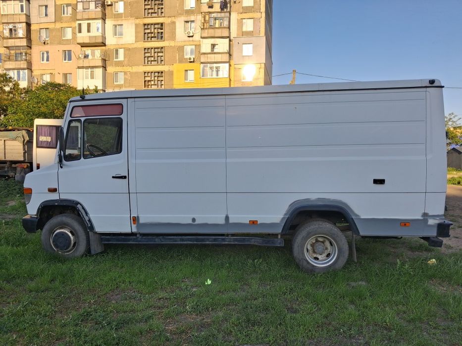 Продам машину Мерседес