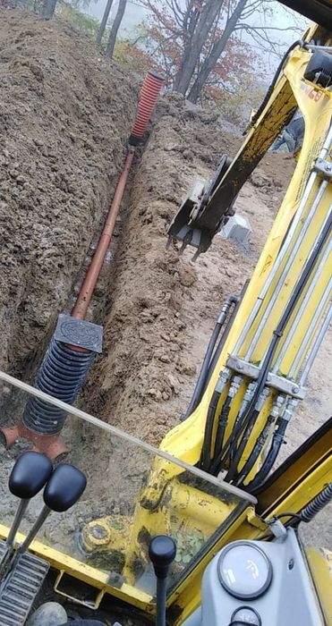 Uslugi koparką,przyłącza kanalizacji, wody,