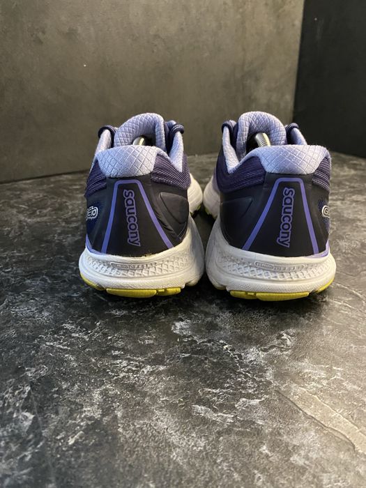 Buty Saucony Guide10