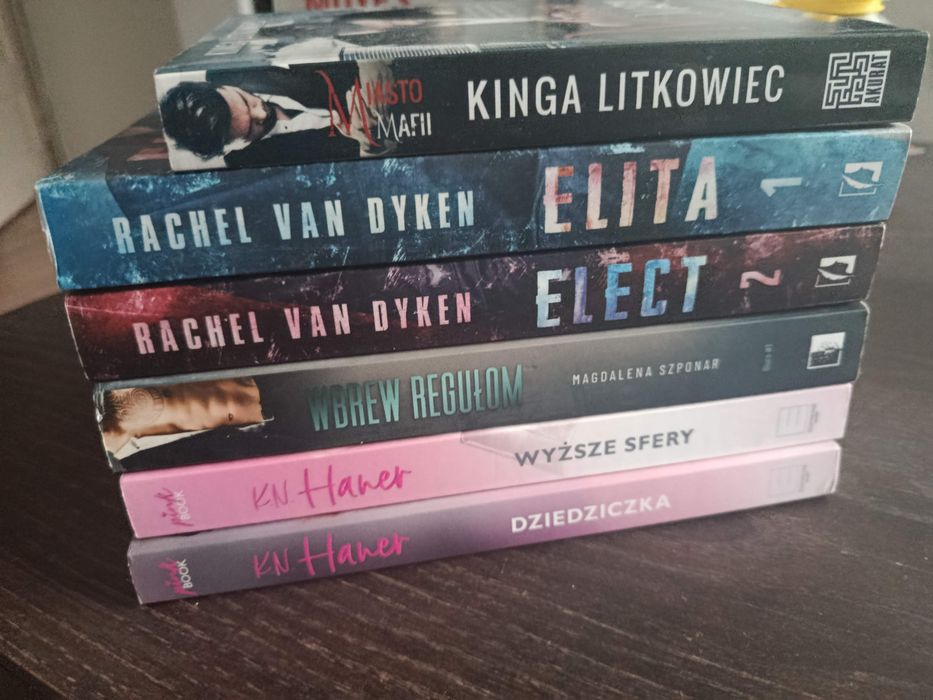 Komplet książek 6sztuk 5 zł eztuka