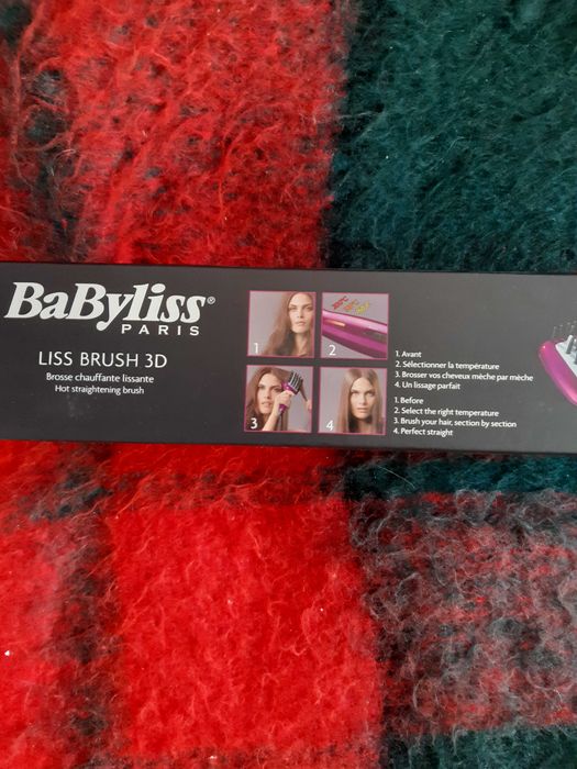 Loniczna szczotka do  wygładzania włosów  BaByliss HSB100E