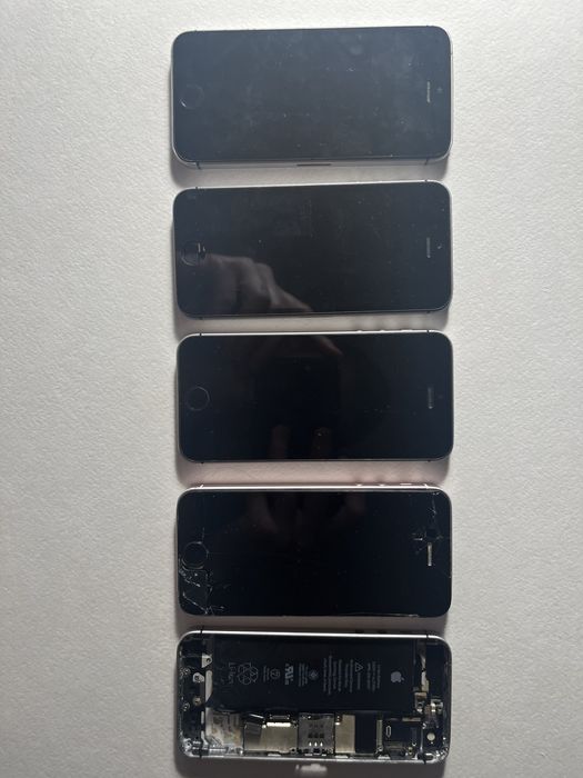 Iphone SE 2016 стан на фото