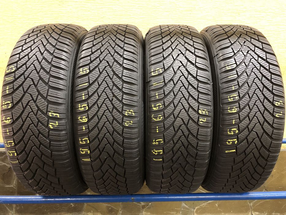 Зимові шини 195/65 R15 (91T) CONTINENTAL