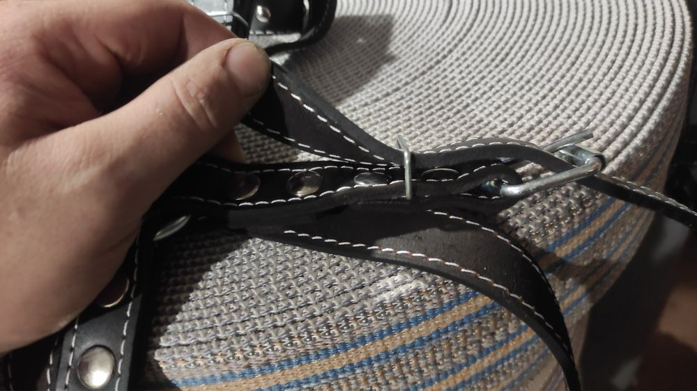 Шкіряна вуздечка на коня кантарка кантар недоуздок капейстра наголовни