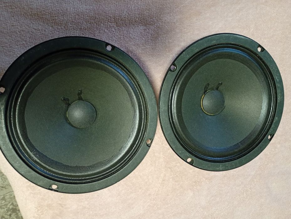 Głośniki średniotonowe Alphard  8"