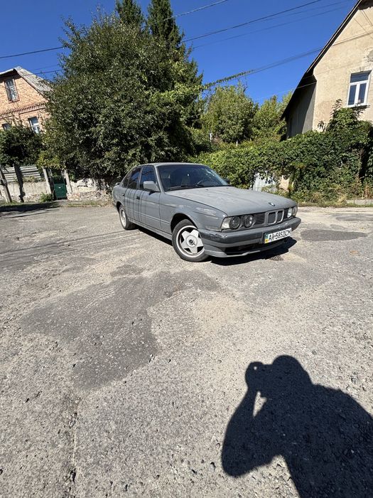 Продам  BMW 520I
