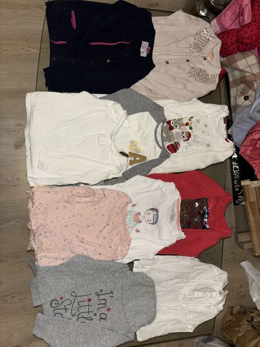 Ubranka dla dziecka -98