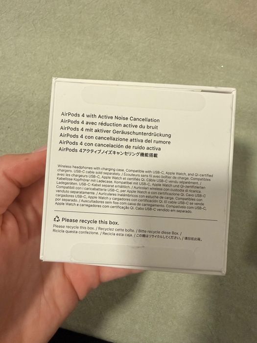 Airpods 4 cancelamento de ruido