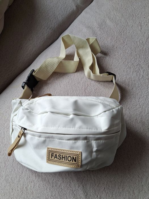 torebka/nerka beż/ecru nowa