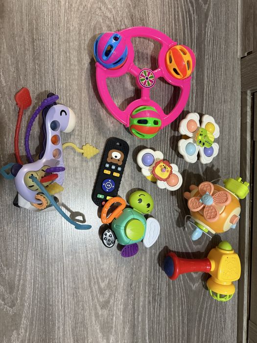 Іграшки лотом для немовлят лот іграшок