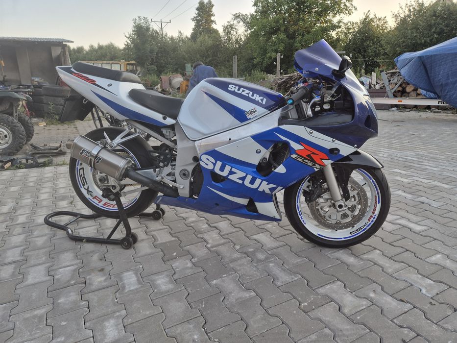 Suzuki GSXR 600 K1