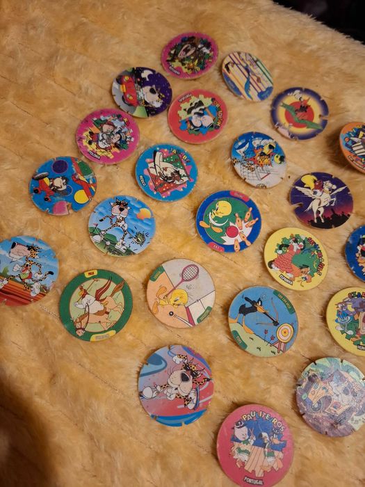 Tazos muito antigos de coleção