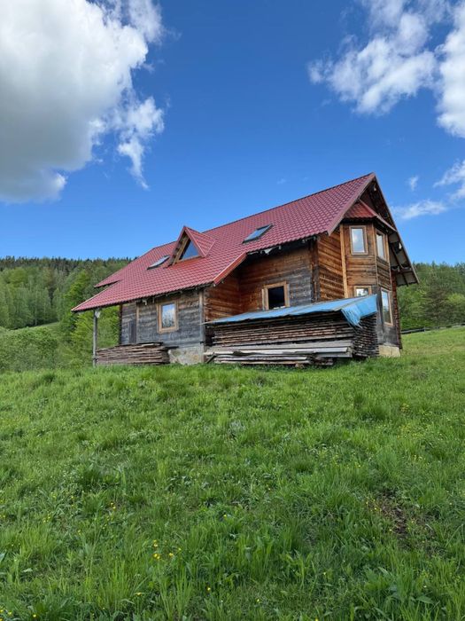 Будинок у мальовничому селі Космач