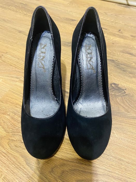 Жіночі туфлі