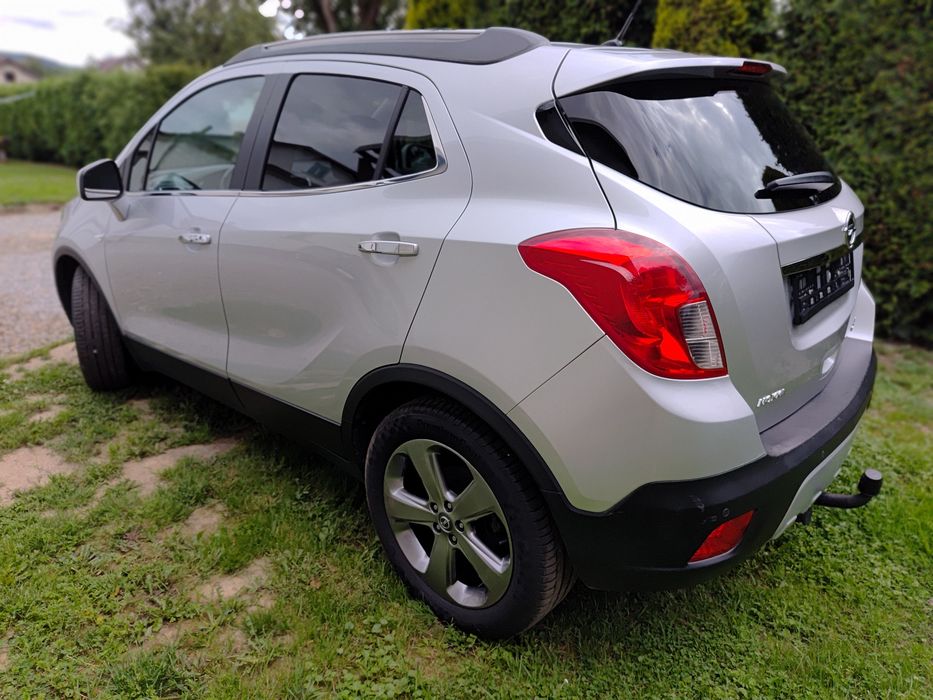 Opel Mokka 4x4 ksiażka serwisowa