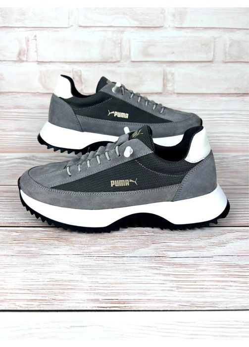 Кросівки.    Puma