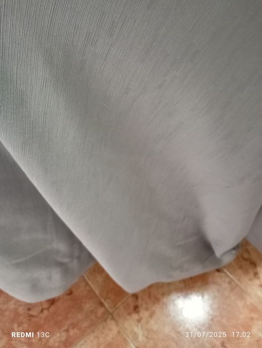 Cortinados de onda cinza