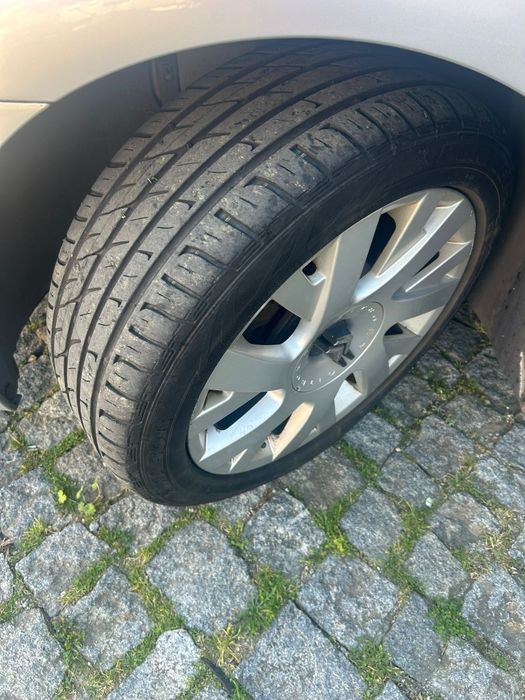 Citroën C4 1.6 HDi-aceito troca por 5 lugares