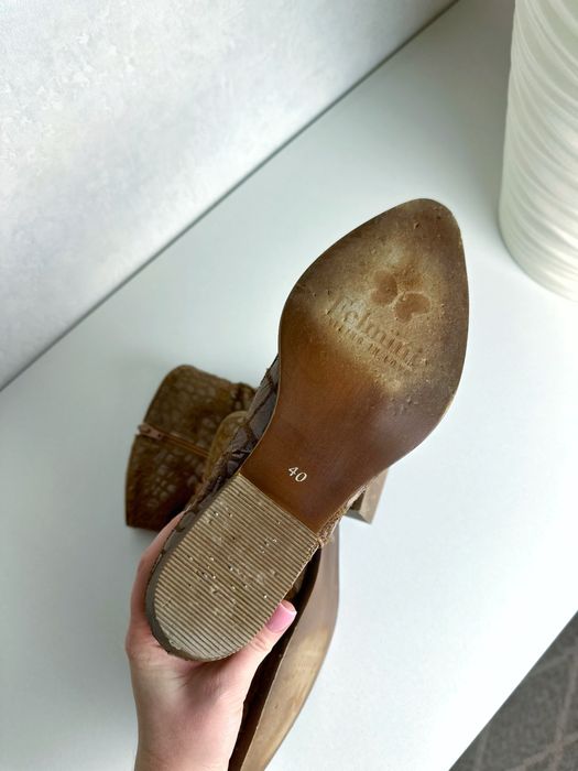 Шкіряні казаки з натуральної шкіри