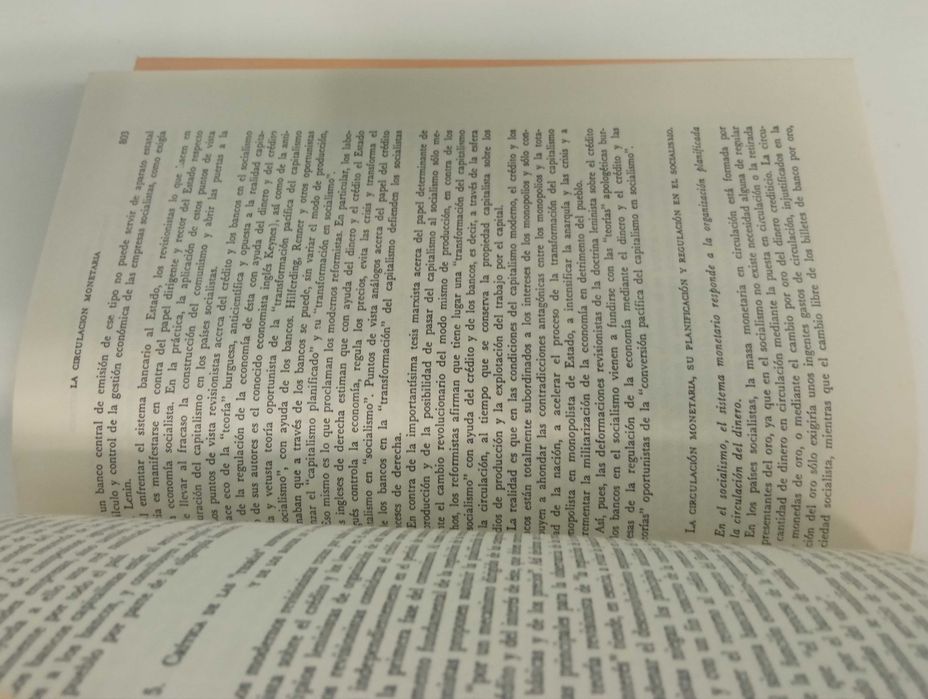 Curso Superior de Economia Política II, de Spiridonova Atlas y otros