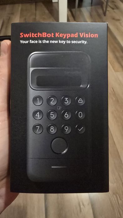SwitchBot Vision Klawiatura Smart do Zamka z Rozpoznawaniem Twarzy 3D