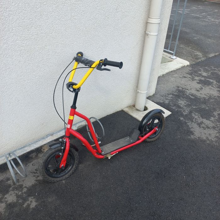 Hulajnoga na oponach