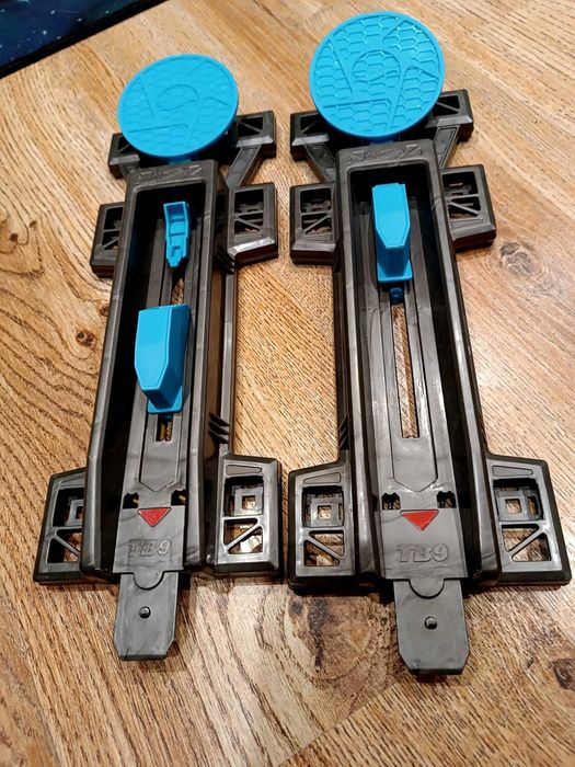 Hot Wheels tory, parking, skrzyżowanie, wyrzutnie   - odbiór osobisty