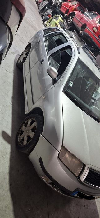 Skoda fabia 2002 carrinha 1.4 16v para pecas
Ref:AUB