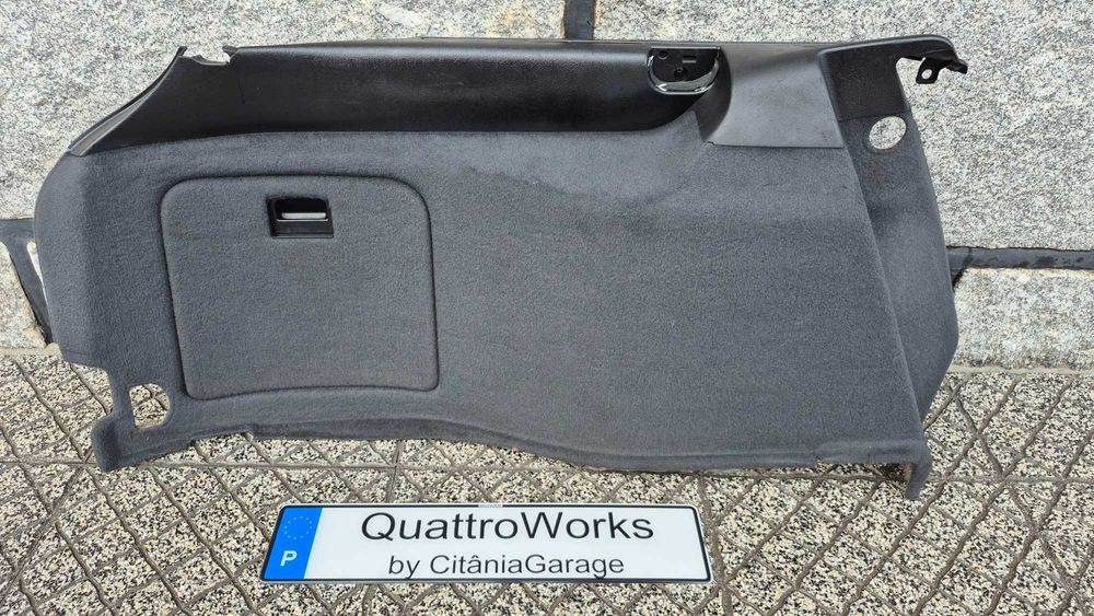 AUDI A4 B5 (8D) Avant - Quartela da Mala esquerda em MUITO BOM ESTADO*