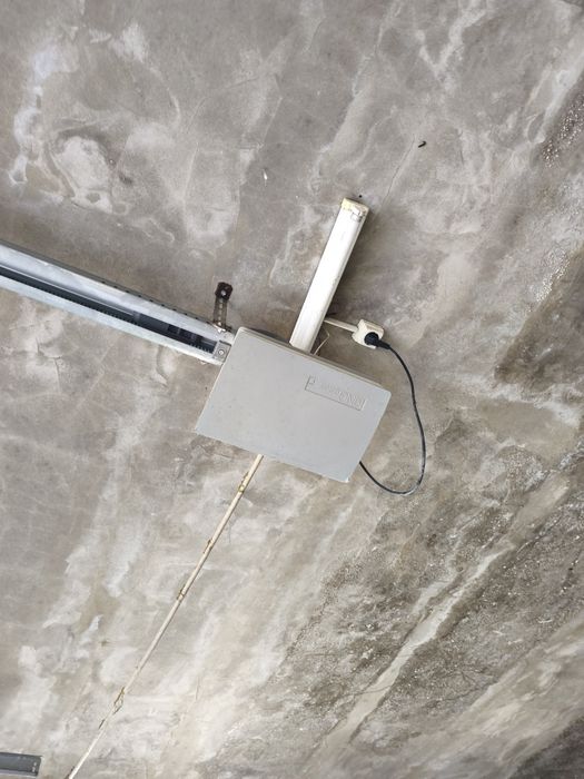 Porta selecionado de garagem basculante