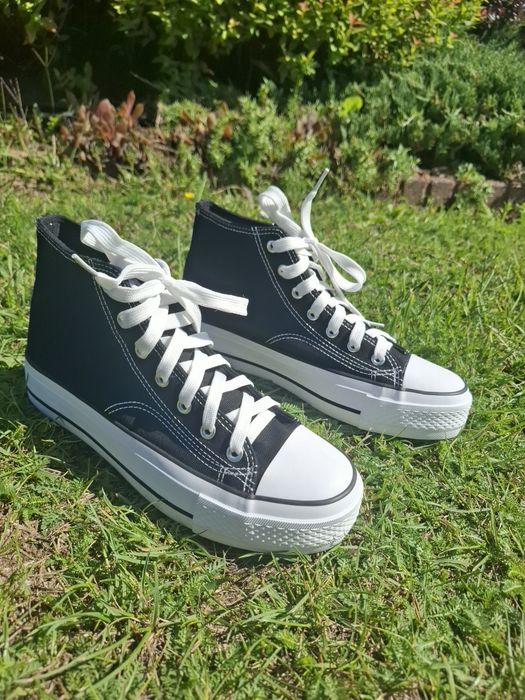 Nowiutkie buty trampki firmy Sprandi