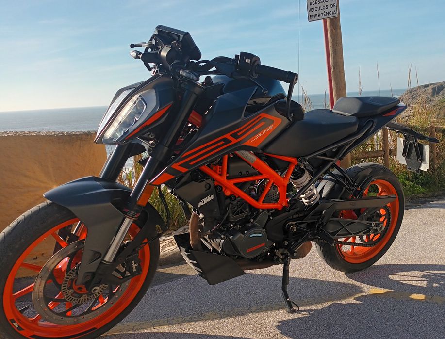 2022 KTM 125 DUKE