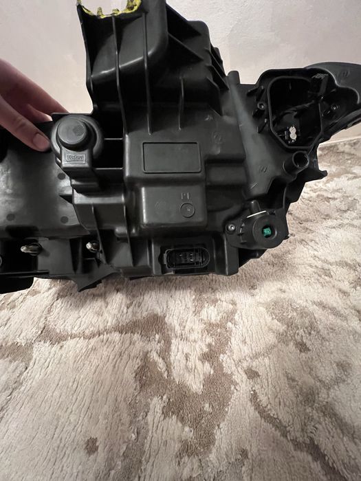 Фара Volvo XC 90 права