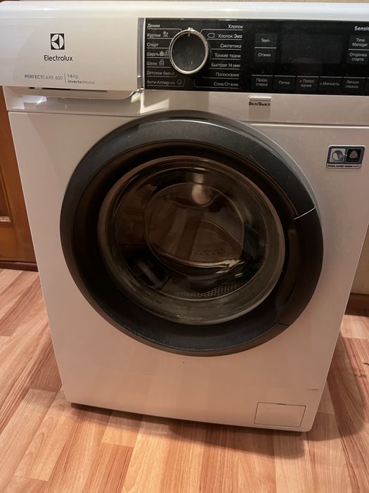 Пральна машинка Electrolux Perfectcare 600