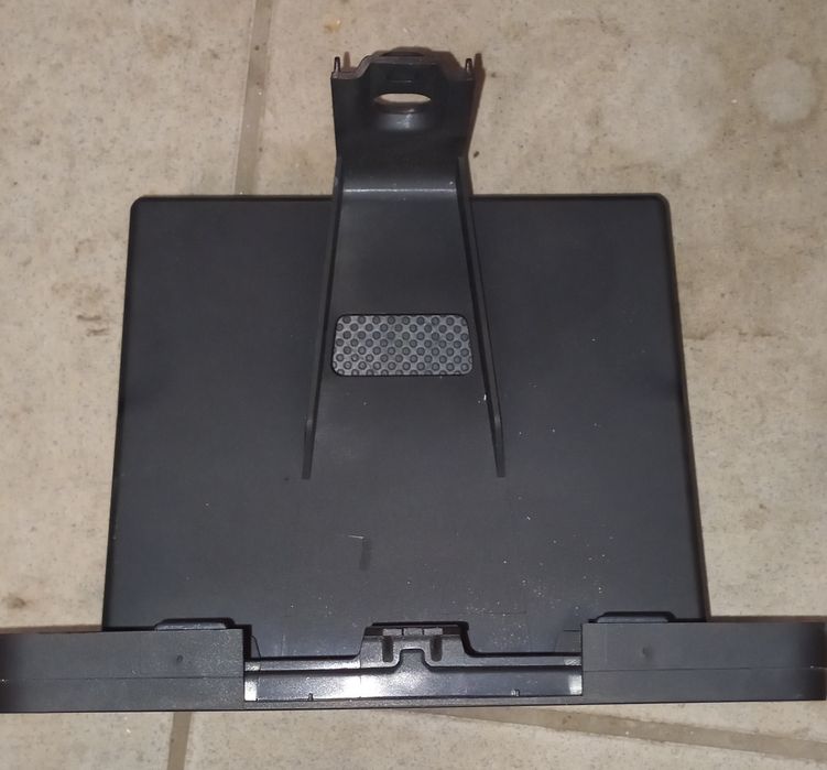 Ramka radia VW Golf 5