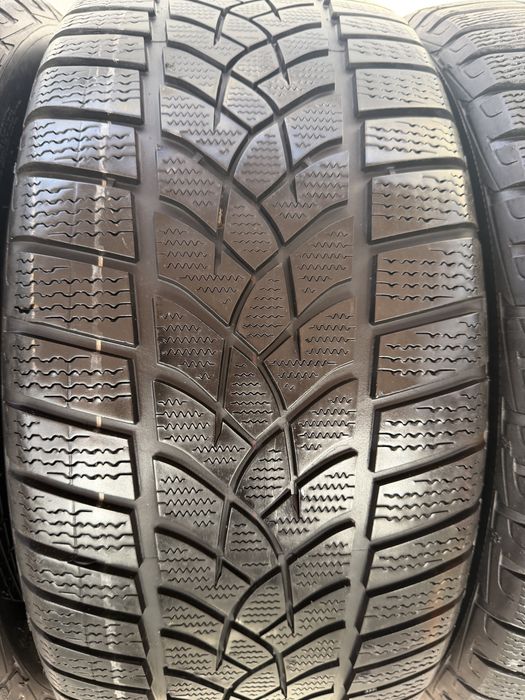 Шини Goodyear 265/40/R20