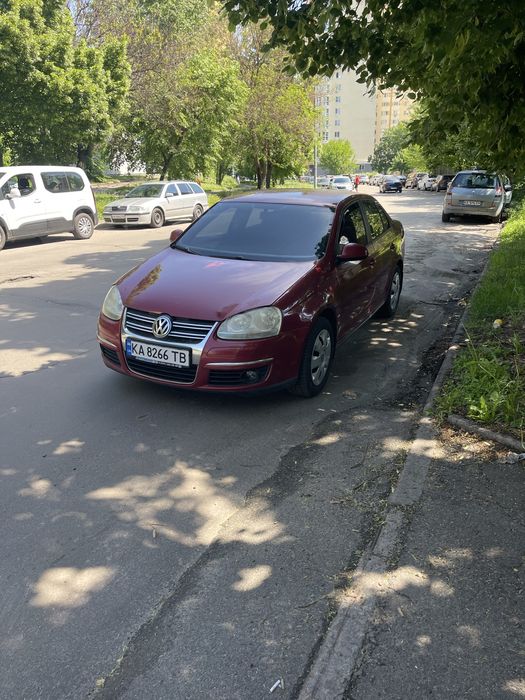 Продам VOLKSWAGEN  JETTA 2007год