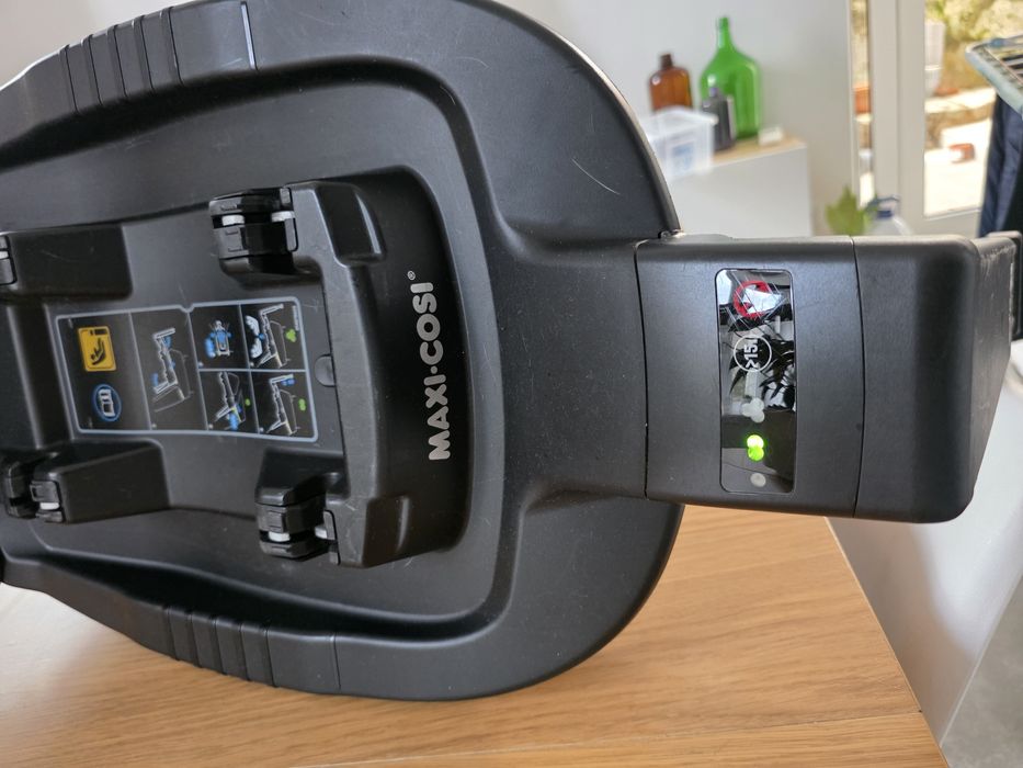 Sistema isofix maxi cosi. Como nova