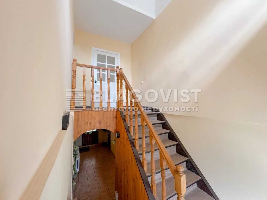 2-поверховий будинок Вишеград Бучанський  Київська обл 30 км від Києва