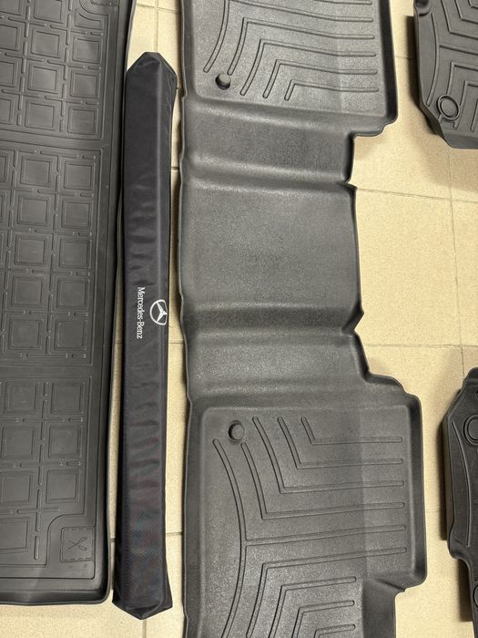Продам комлект фирменных ковриков WEATHERTECH для MERCEDES GLS, GL