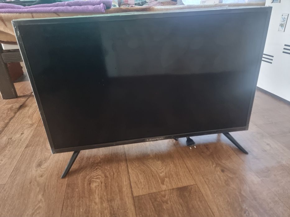 Телевізор Liberton