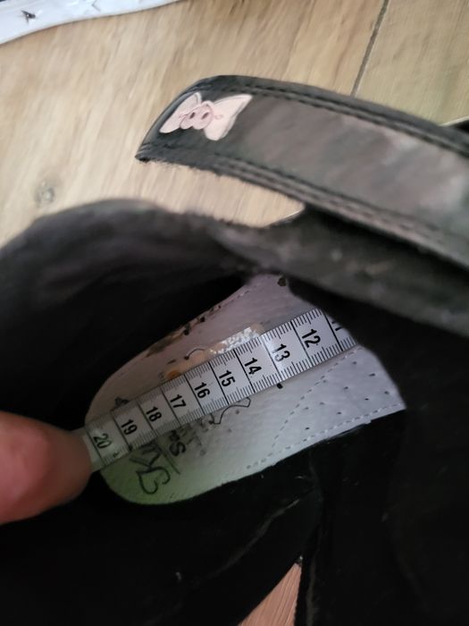 Buty dla bliźniaczek 31 i 32 kuromi
