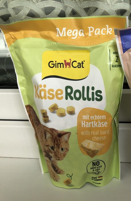 Ласощі для котів GimCat Kase-Rollis 425 г