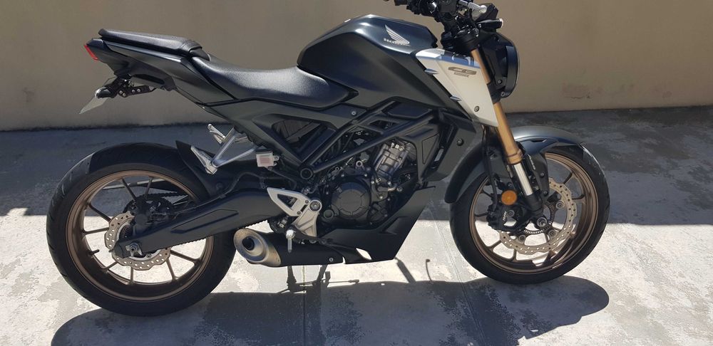 Honda CBR 125 ano2021