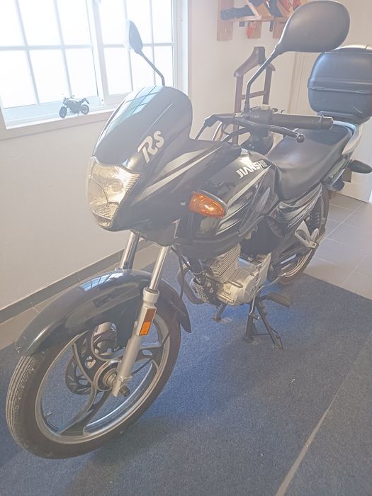 Moto 125 jianshe