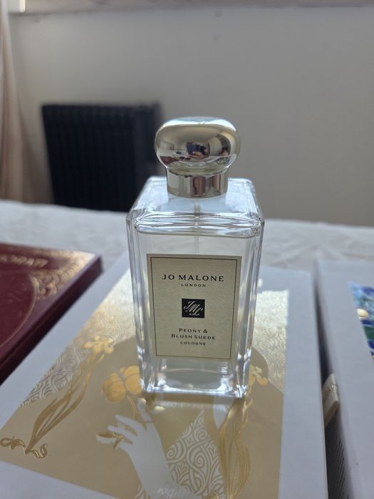 Perfume peony & blush suede ( JO MALONE)