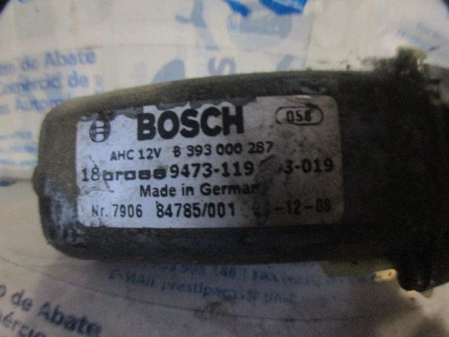 Motor regulação de bancos SAAB 9-5 Sedan (YS3E)