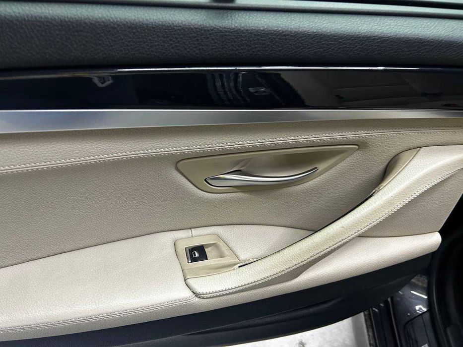 BMW 520d 2011 року