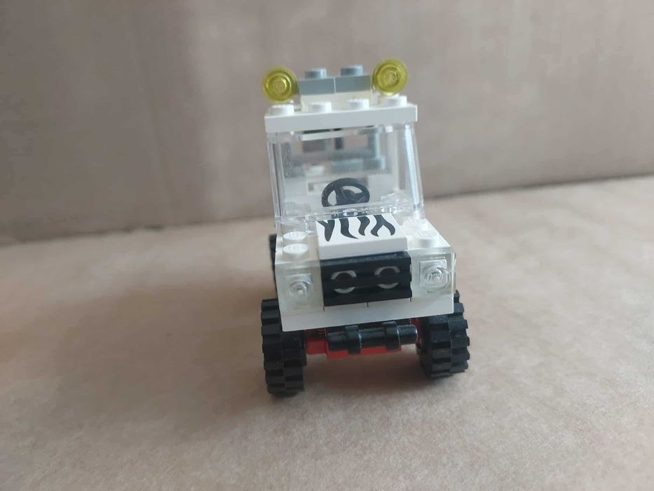 Lego 6672 Safari Off-Road Vehicle